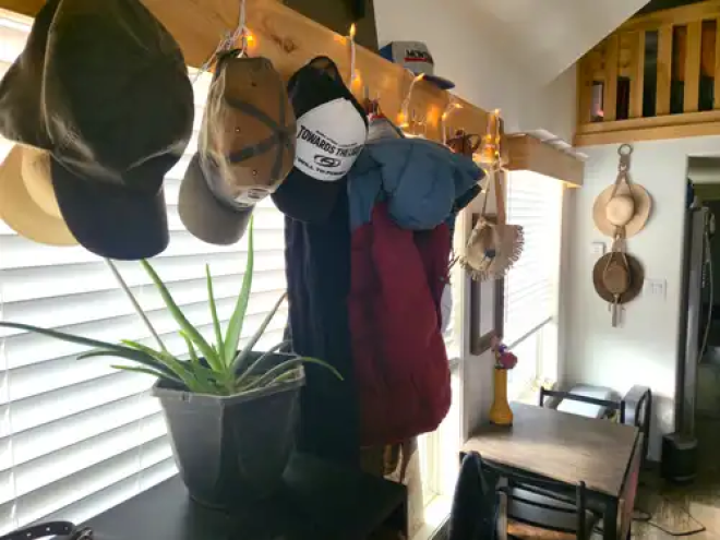 Ganci attaccati alle travi