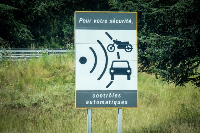 Segnale che indica un autovelox