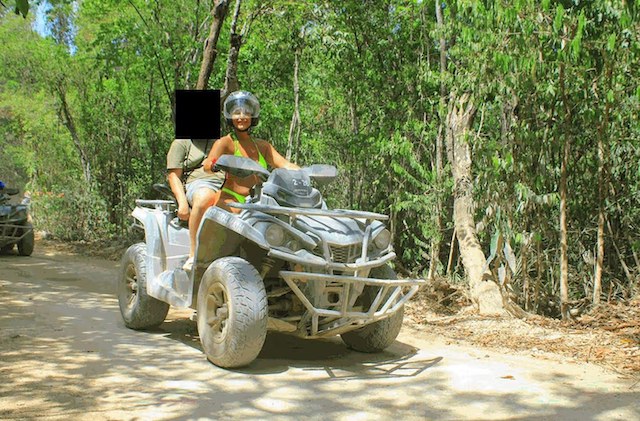 Catherine Wieland durante il suo viaggio in Messico