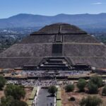 Messico: cecchino spara dalla cima di un'antica piramide, uccide un turista e ne ferisce altri 13



