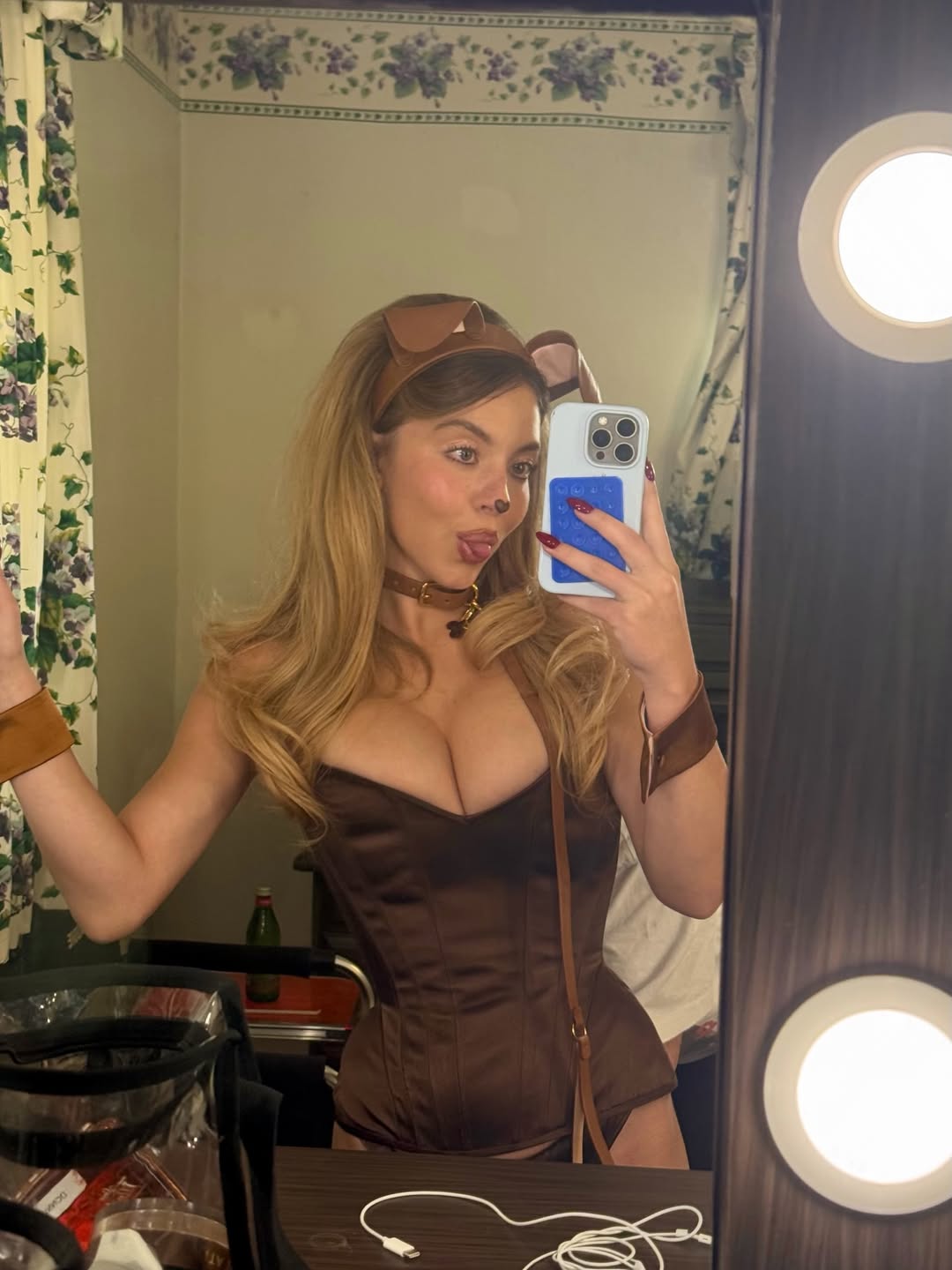 Il corsetto di Cassie