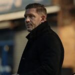L'attore Tom Hardy è stato licenziato dalla serie a causa del suo comportamento


