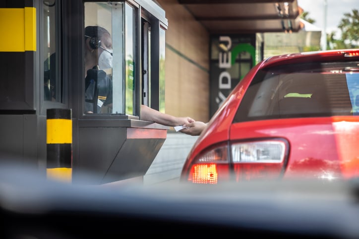 Un ordine al drive-thru di McDonald's