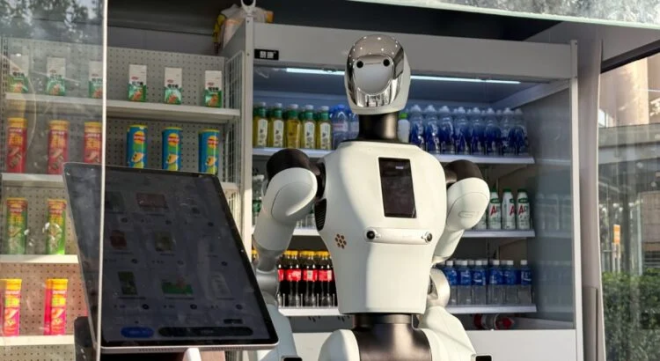 Un robot in un minimarket