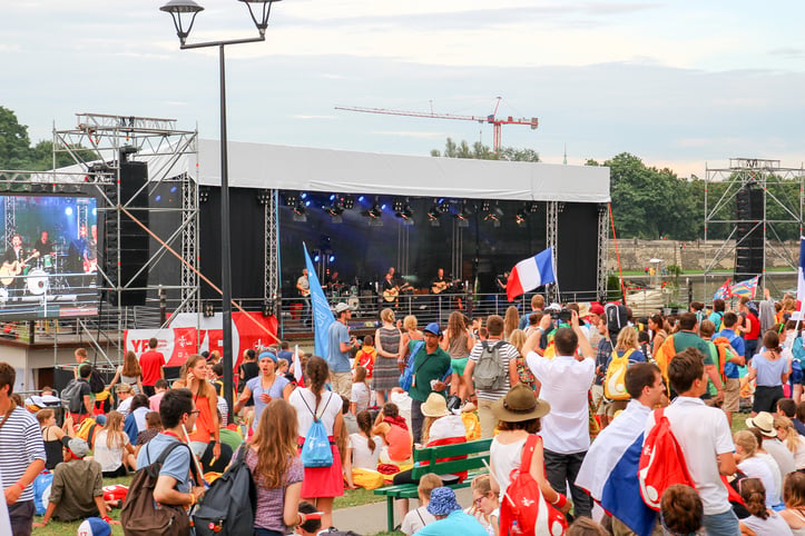 Un concerto all'aperto in Francia