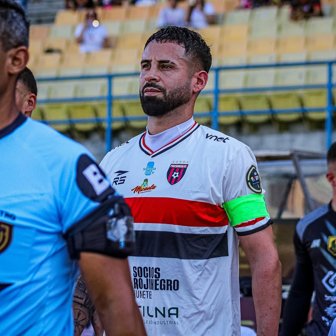 Il calciatore argentino Lucas Trejo