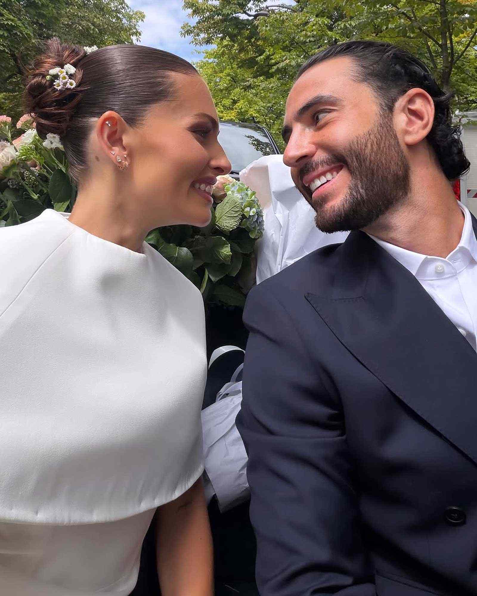 Thylane Blondeau e suo marito Ben Attal durante il loro matrimonio