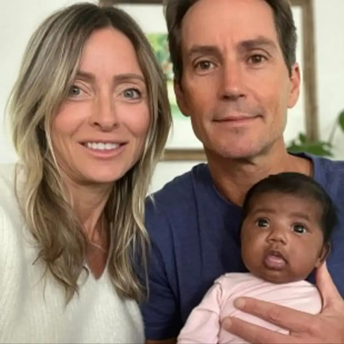 Tiffany Score e Steven Mills e la loro figlia Shea