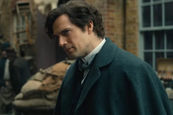 Henry Cavill dentro