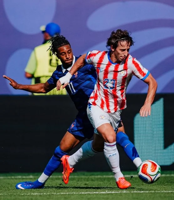 Michael Olise durante la partita contro il Paraguay sabato 4 luglio a Filadelfia