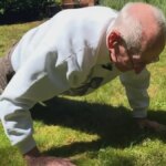 A 98 anni, Bill fa 40 flessioni al giorno e rivela il suo segreto per mantenersi in forma


