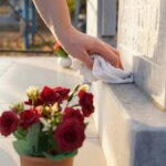 Questo residente a Digione è uno dei pochi giardinieri in Francia, un mestiere dimenticato che gli frutta 100 euro per intervento


