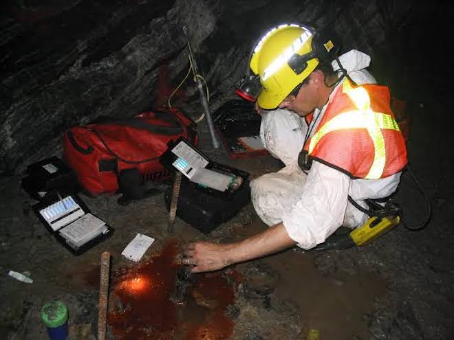 Acqua di 2 miliardi di anni