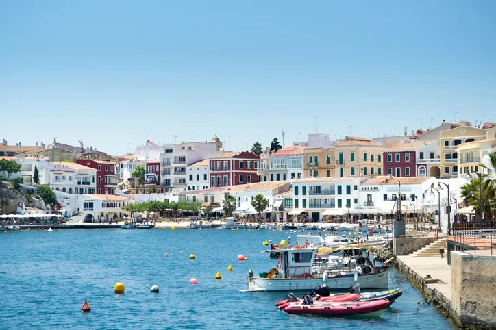 Veduta della città di Es Castell, Minorca