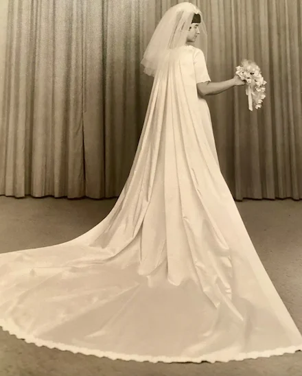 La nonna di Natalie al suo matrimonio