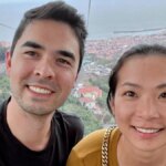 Ha venduto la sua casa a Toronto, è andato a vivere in Thailandia con i suoi due figli, poi ha comprato una casa in Giappone per circa 290mila euro.


