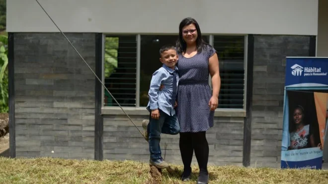 Mora e suo figlio