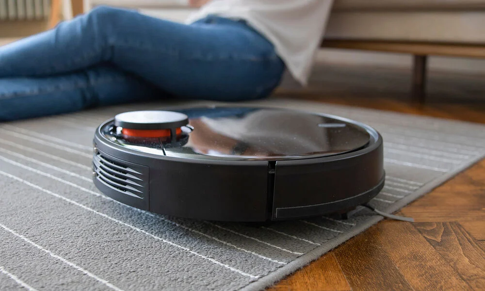 Un robot aspirapolvere