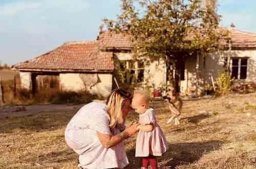 Jordan Vye con sua figlia