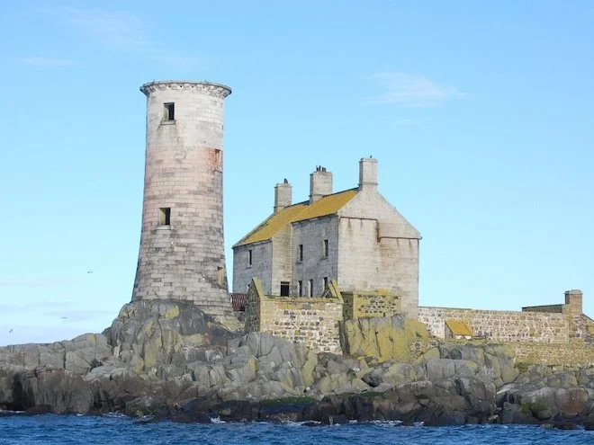 Il faro ovest abbandonato